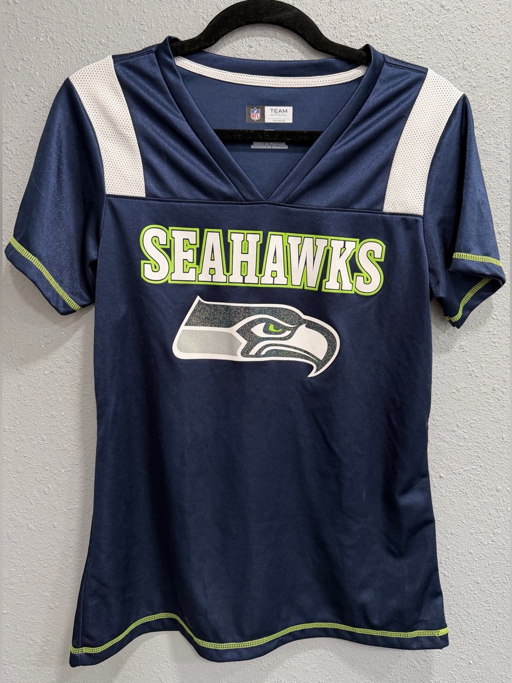 NFL Team Apparel | Women’s Seahawks V-Neck Short-Sleeve Jersey, Size M